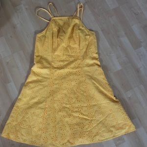 Junior Cotton Eyelet Yellow Drees NWOT